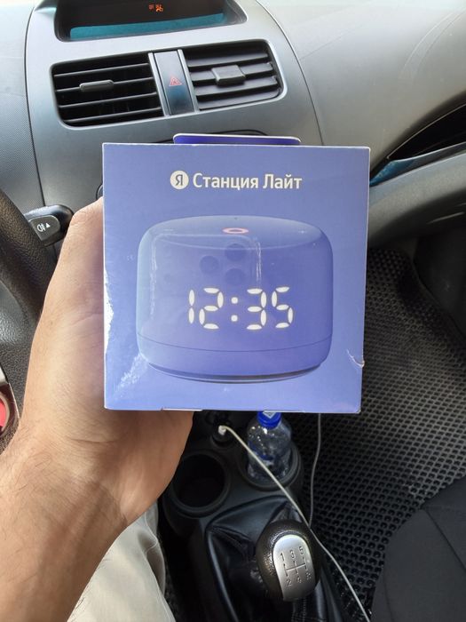 Яндекс станция лайт с ЧАСАМИ!!! 60$