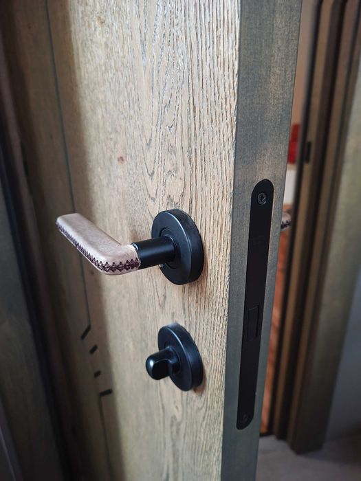Usi de interior Premium