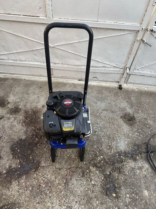 Camping cort  generator endress ese 2700 bs-v