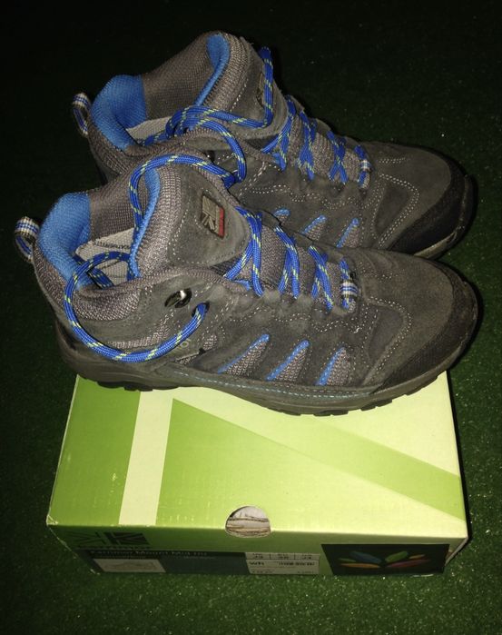 Нови боти / юношески