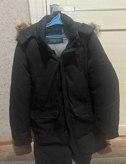 Продам зимнюю куртку