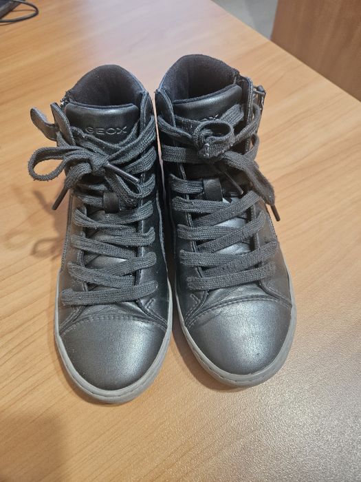 Осенние ботинки Geox 33 р