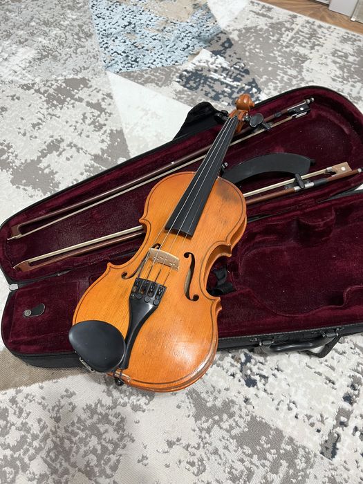 Скрипка музыкальный инструмент