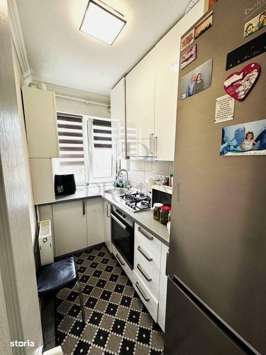 CETATII - ETAJ 1 - RENOVAT - 3 camere - centrala proprie - clima - BOX