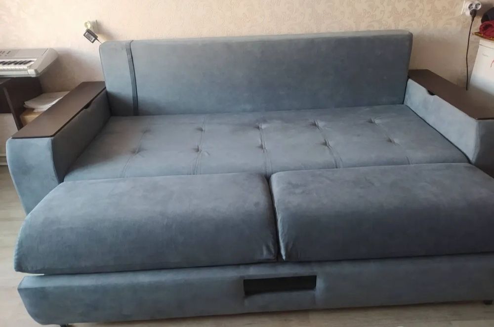 Диван в хорошем состоянии