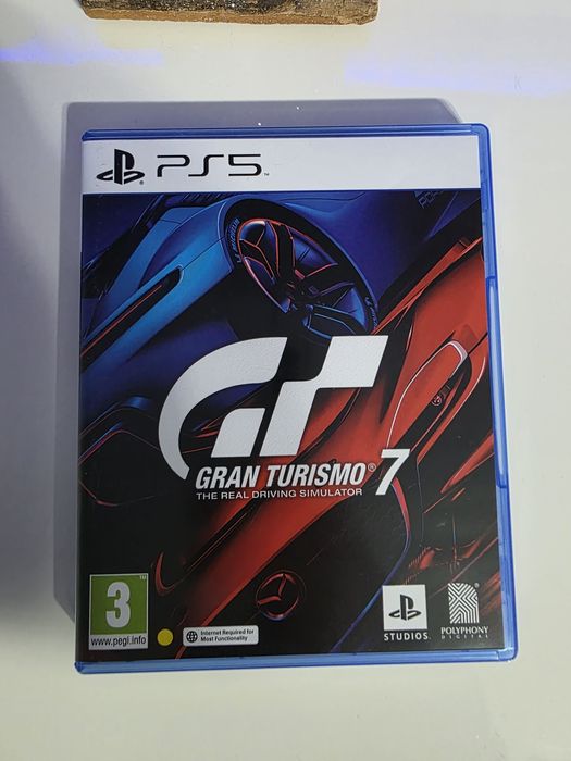 Vand grand turismo 7 pentru