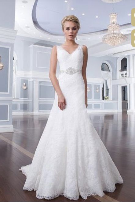 Сватбена рокля размер М