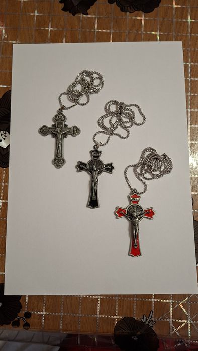 Pandantiv crucifix 7cm / cruce cu lanț.