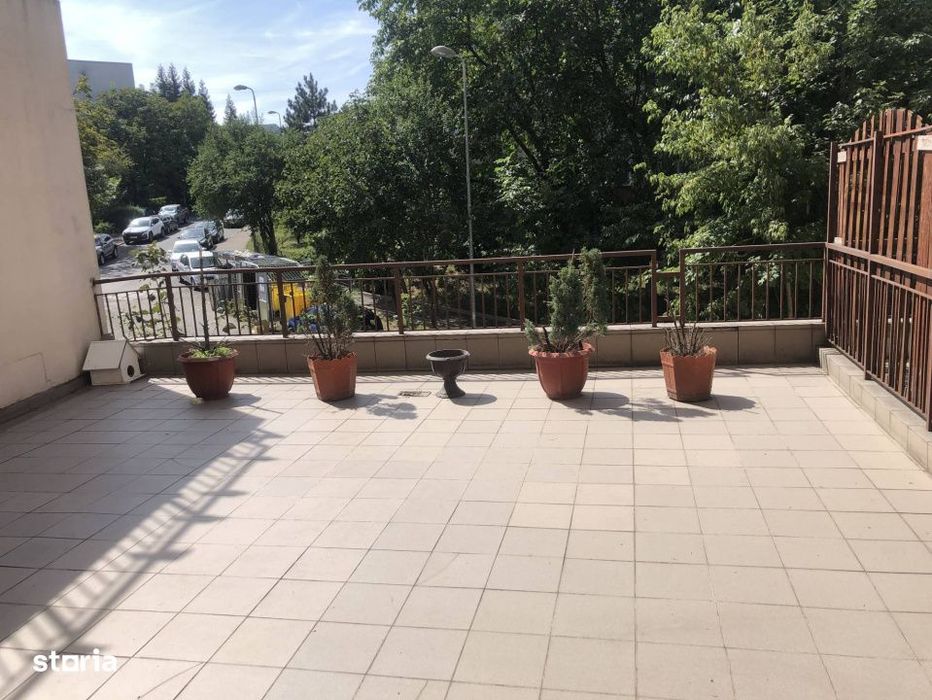 Apartament 3 camere, 79mp, 2 terase, zona Observatorului