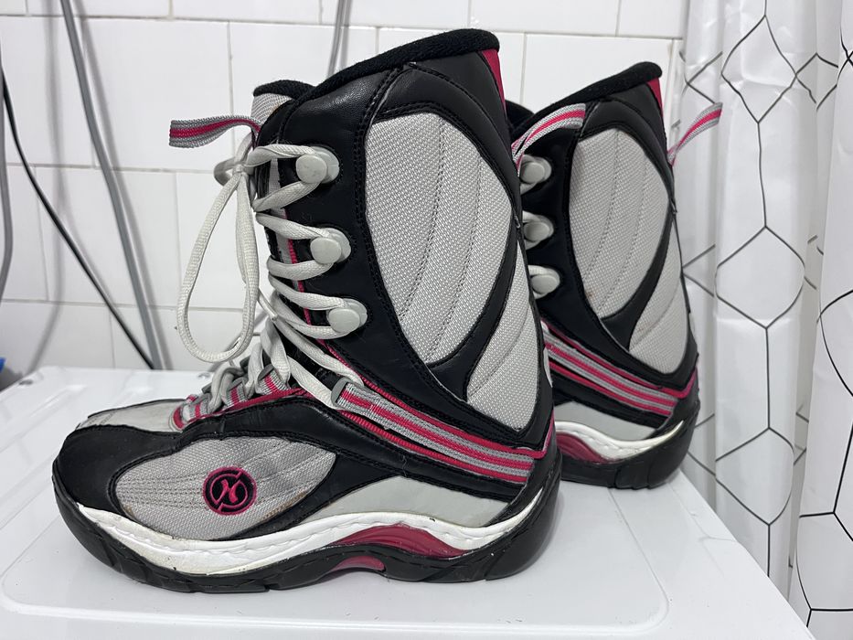 Boots snwowboard 39.5 (26cm)