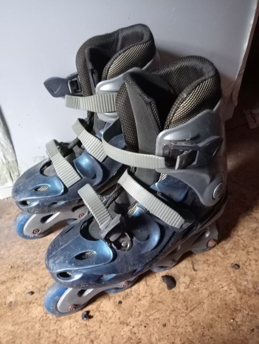 Продам ролики ласты