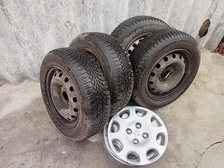 Set 4 roți iarnă Kelly 175/65 R14 cu jante tablă