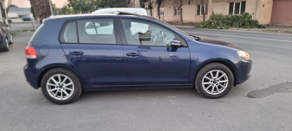 VOLKSWAGEN Golf 2010 — imagine 4