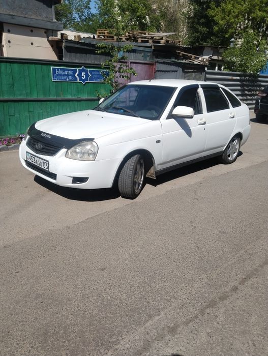 Приора 2012г хетчбек