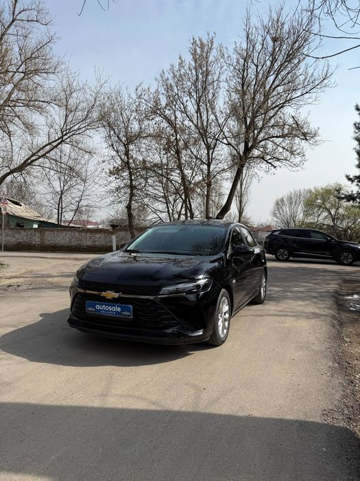 Monza 1.5 атмосферни сотилади