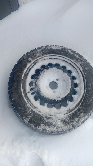 Продам шинв в хорошем состояние