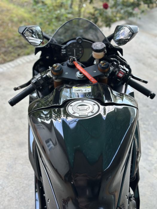 YAMAHA yzf r6  оригинал