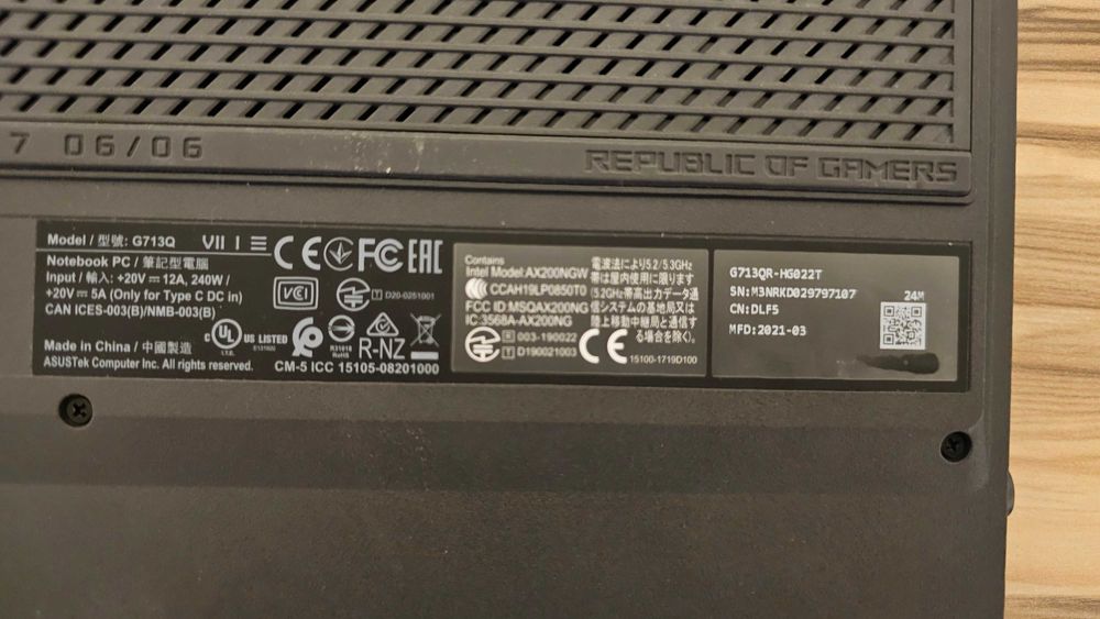 Лаптоп ASUS ROG Strix G17 G713QR, Ryzen 9, 32GB, RTX 3070 8GB, 1TB SSD