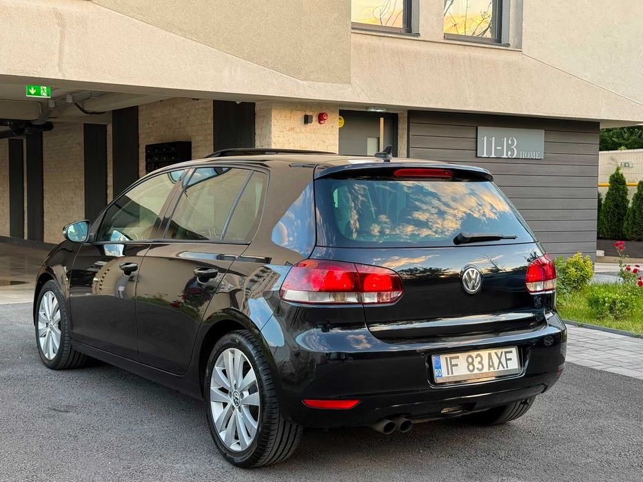 VOLKSWAGEN Golf 2010 — imagine 4