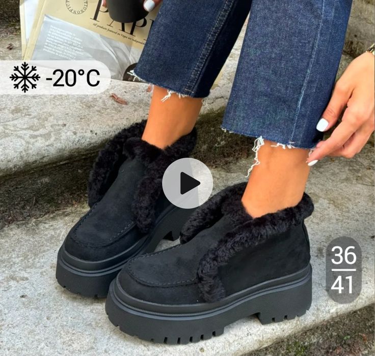 Продам замшевые ботинки