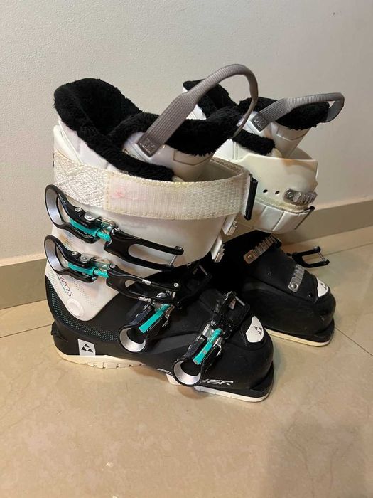 Clapari 23,5 / Casca Schi