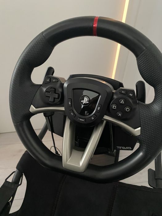 Scaun gaming condus plus volan si pedale