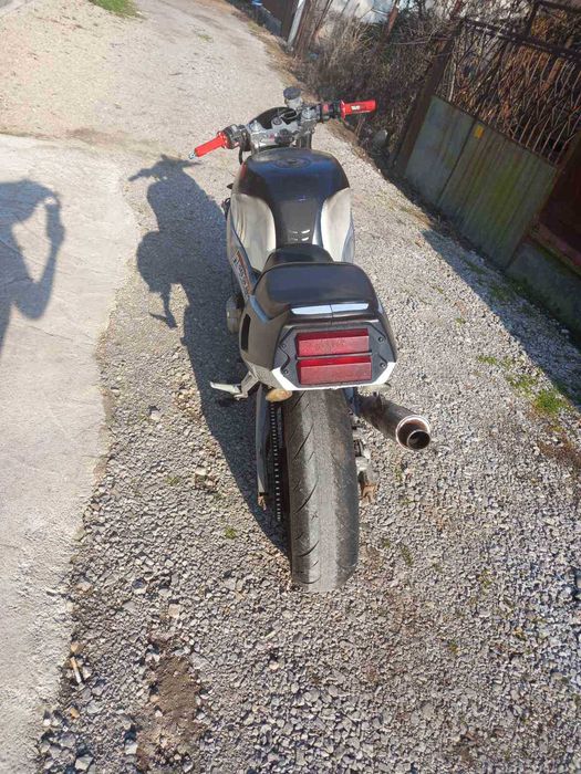 YAMAHA FZR 600 цц на части