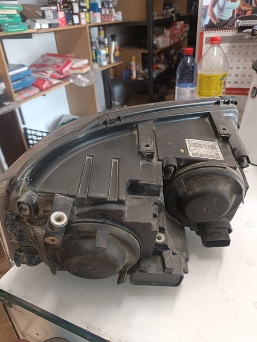 Фара  б/у фольцваген транспортер Т5