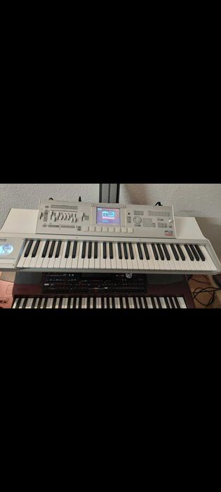 Korg M3 256MG в добро техническо състояние