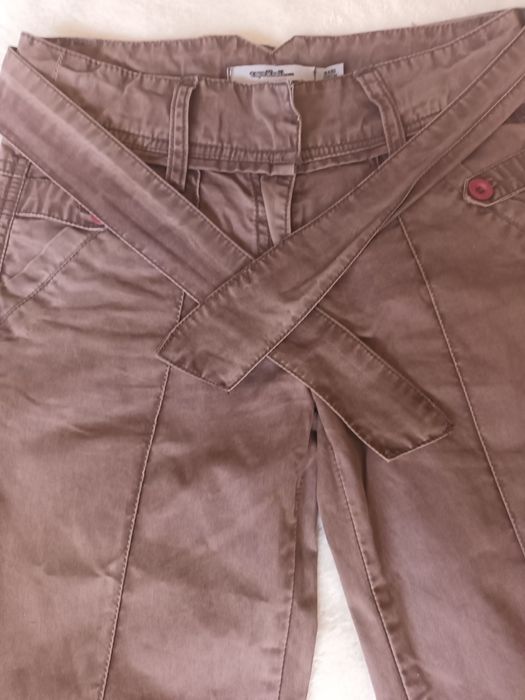 Продам брюки на девочку