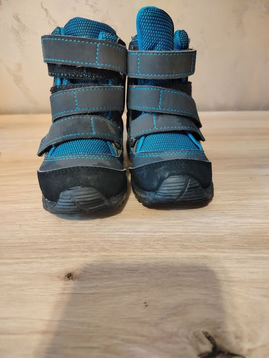 Детски апрески Adidas 23 номер.