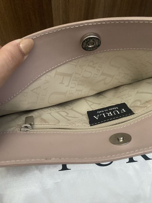 Дамска чанта FURLA