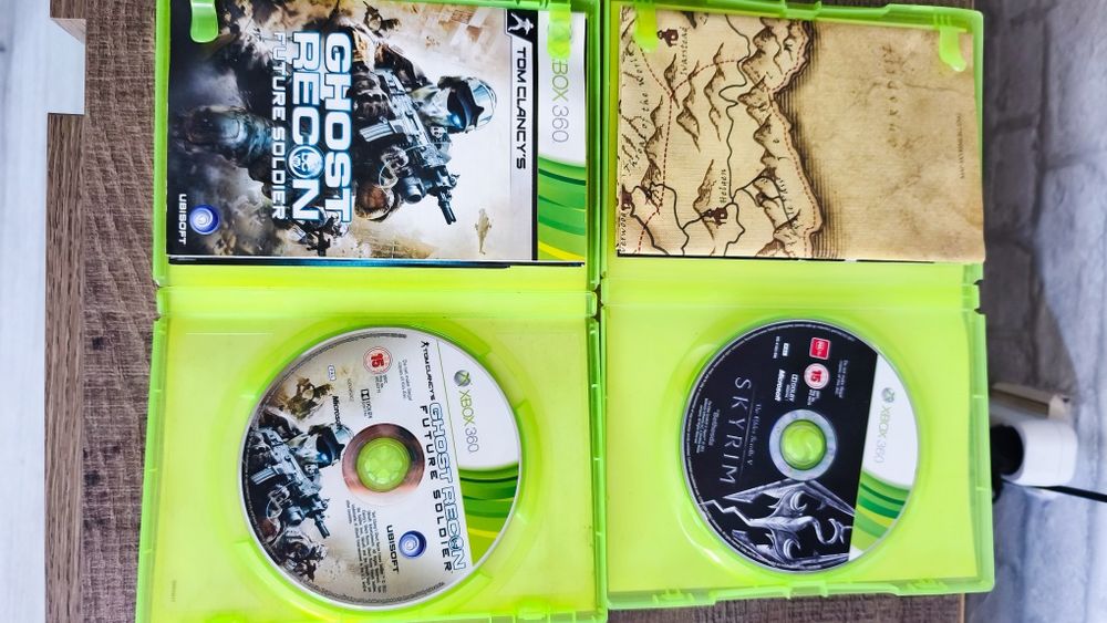 Xbox 360 Slim със игри