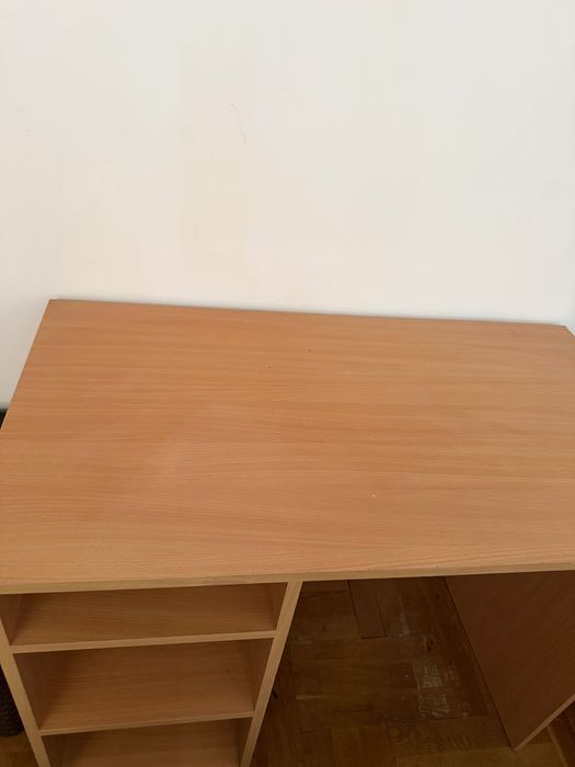 Практично бюро с шкафчета