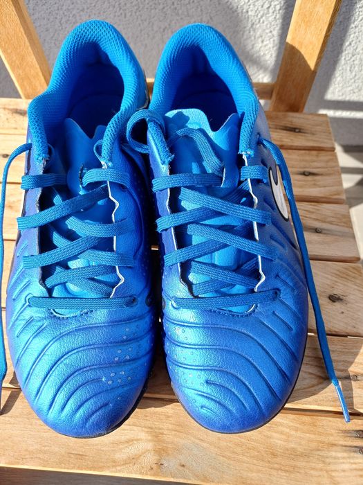 Детски футболни обувки оригинални