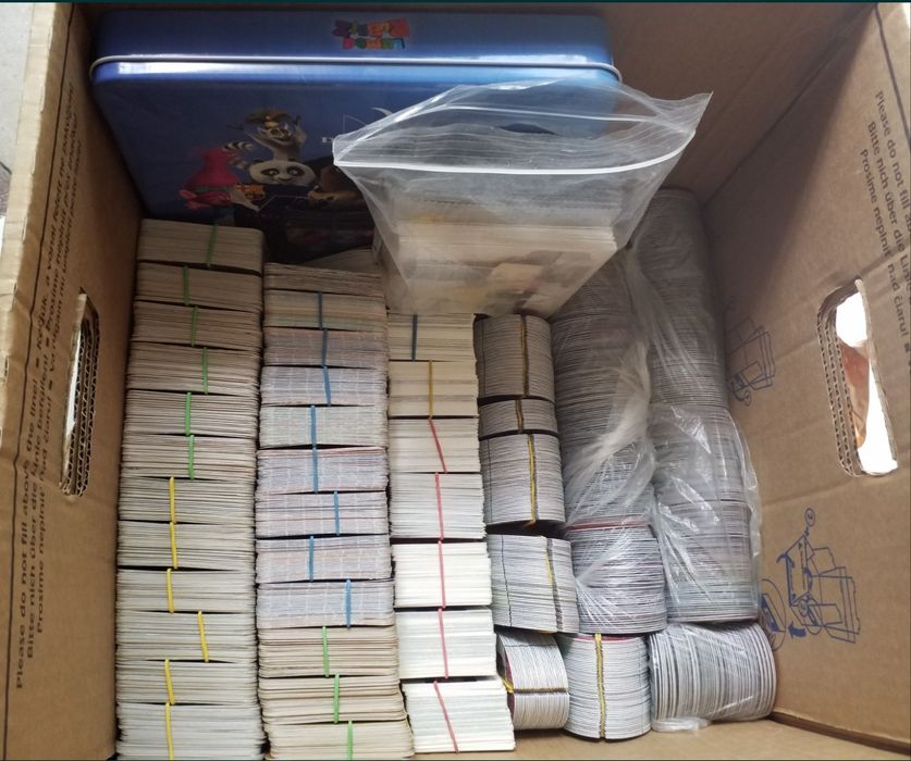 Animaterra,Star wars, Spongebob,Trolii, peste 3500 buc
Colecție Animat