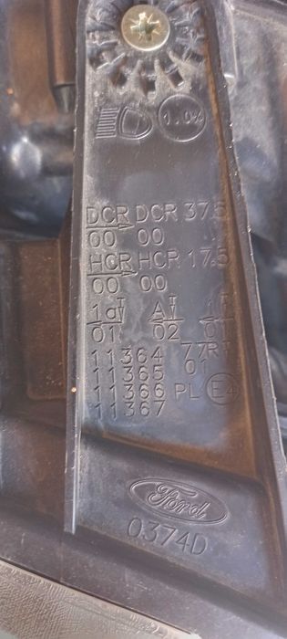 Продавам фарове за Форд Мондео мк 4 2.0 тдци 2009г