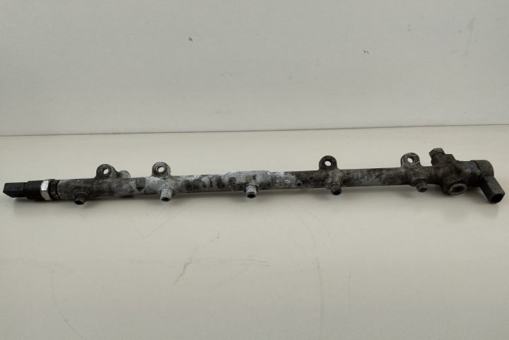 Rampa injectoare  cu regulator de presiune 0281002239 Mercedes-Benz C