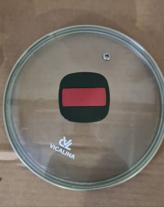 Крышки от кастрюлей