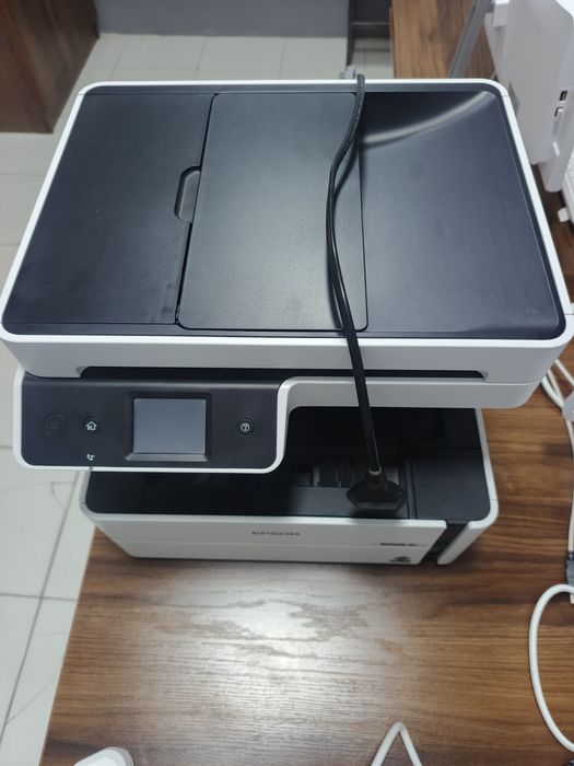 Epson 3170 sotiladi xolati ideal. 1