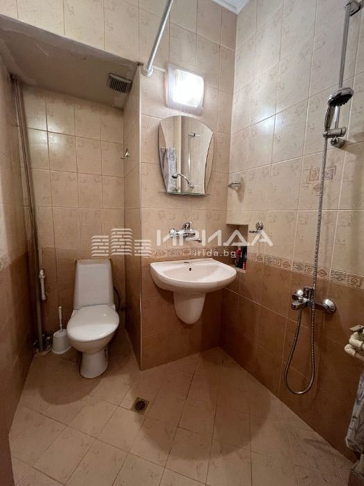 Продава се Тристаен апартамент в София, Яворов - 89 кв.м за 2235 €/кв.м - Снимка #8
