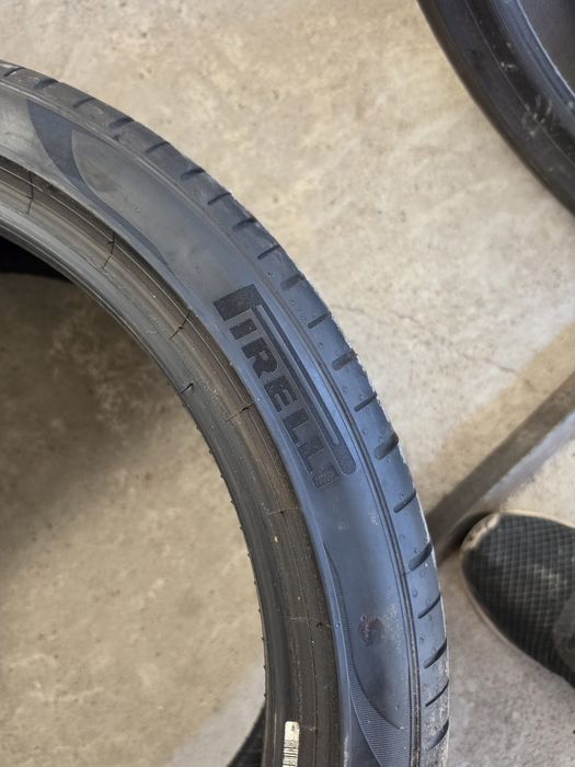 2 Броя 215/40/18 Pirelli 22dot