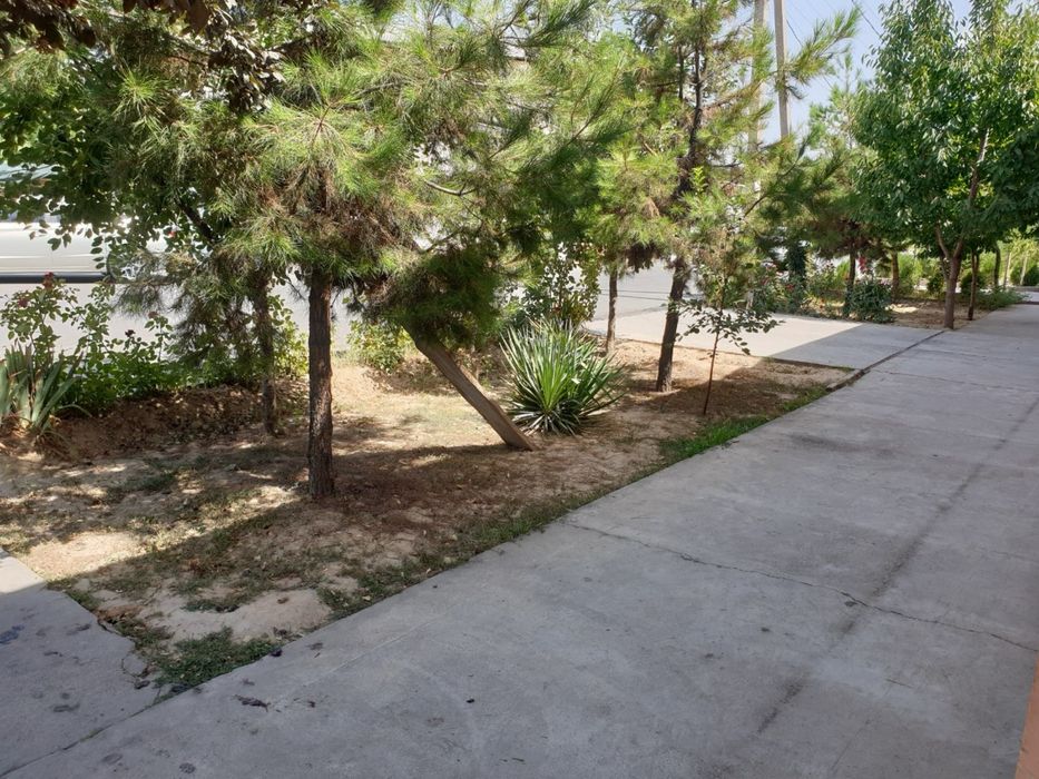 Продается участок под нежилой комплекс