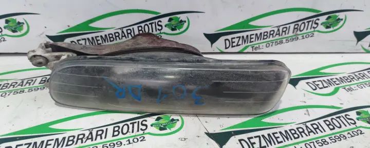 Proiector dreapta BMW Seria 3 1999 320d MT (136 hp)