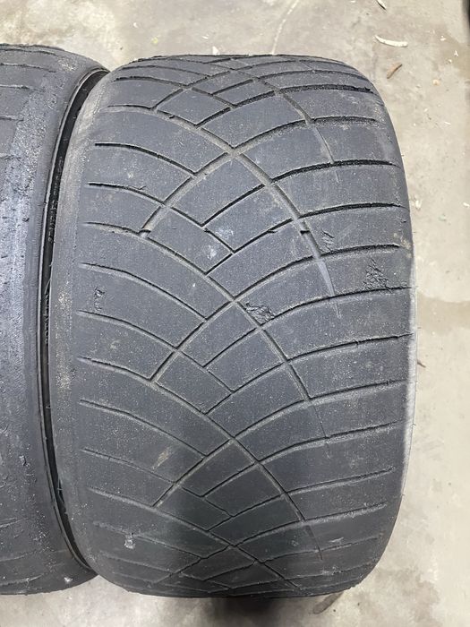 Пара слики 265/35/18 265/35R18