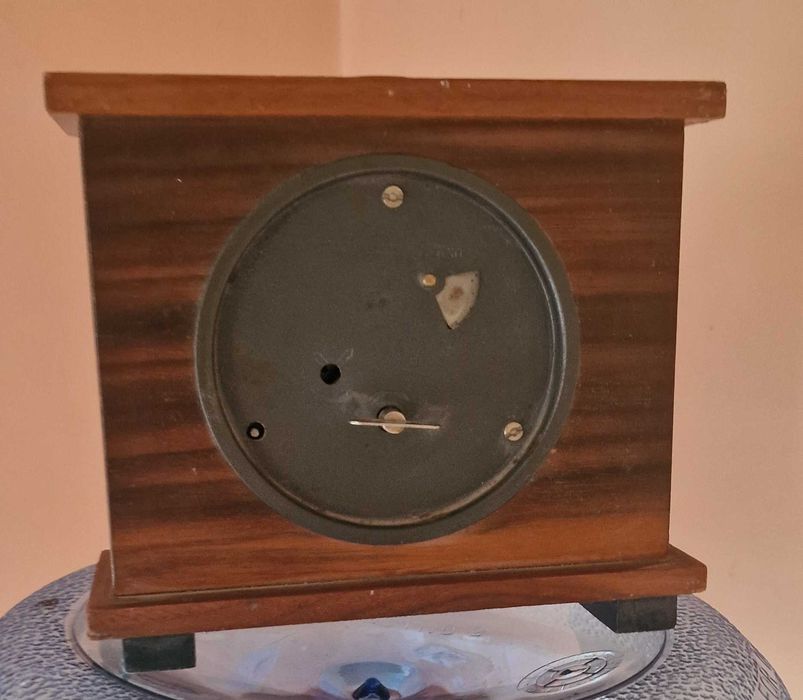 Бронзов свещник/ Старинен каминен часовник/Стара бронзова каничка