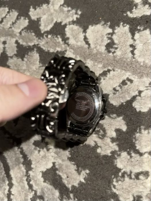 продам часы,хорошие