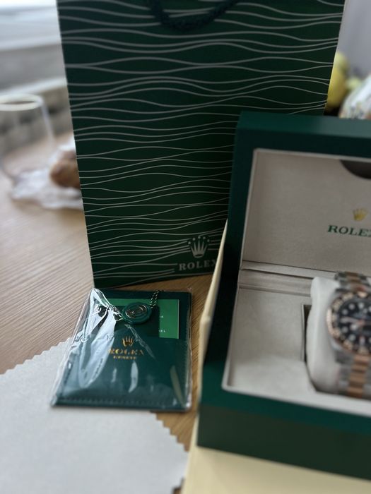 Rolex GMT “Rootbeer” 40 mm
