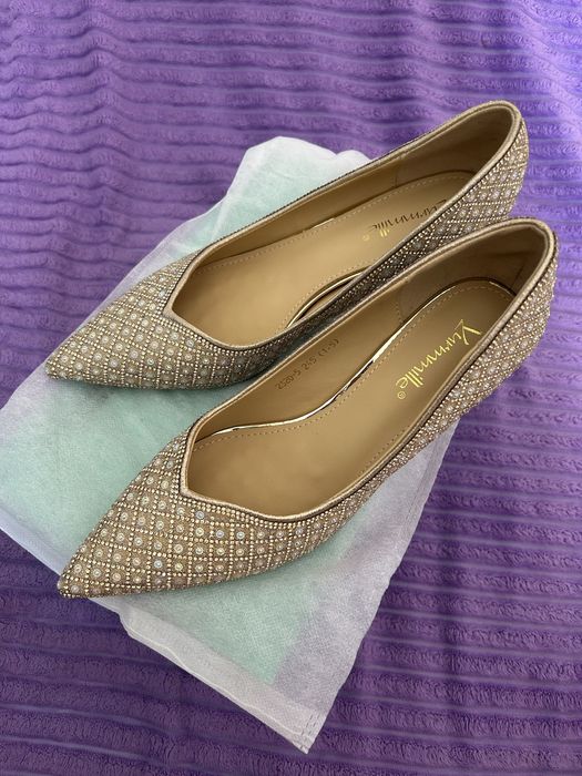 Продам новые туфли