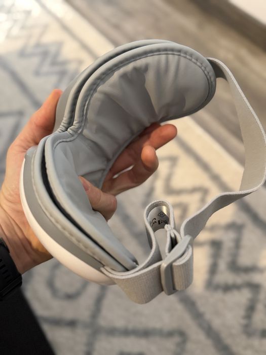 Aparat de masaj ocular pentru ochi